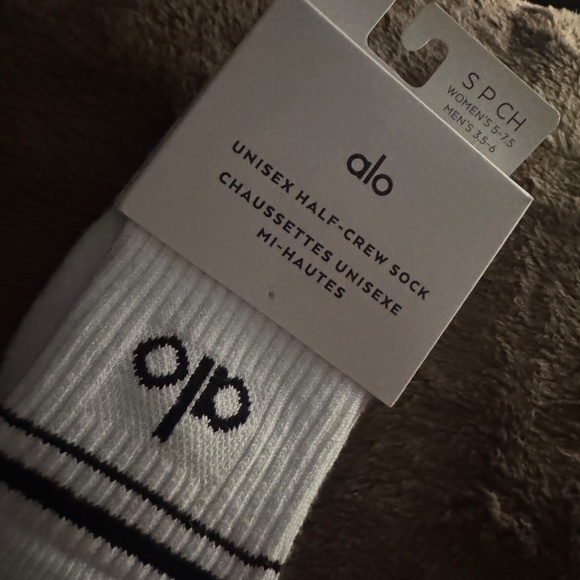 Alo yoga half crew socks - Picture 2 of 2